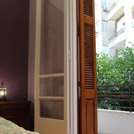 Acropolis For 6 Apartment